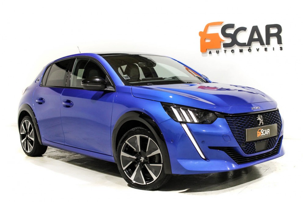Peugeot E-208 GT